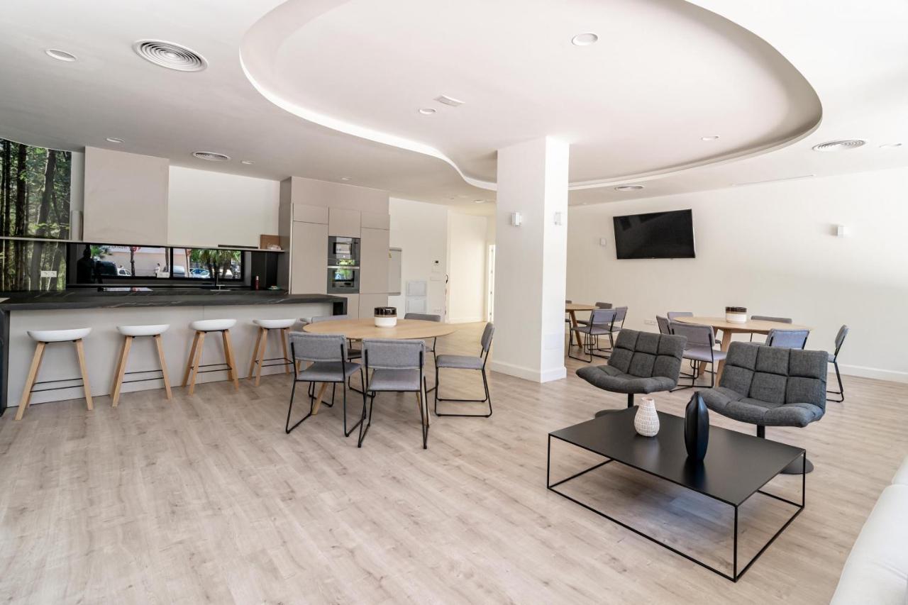 Inf45P- Modern 3 Bed City Apartment Next To Beach Estepona Exteriör bild